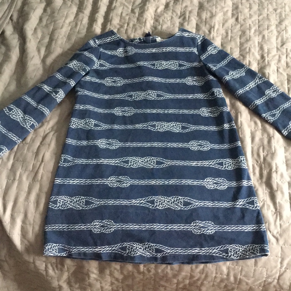 Vineyard vines girls tunic dress.